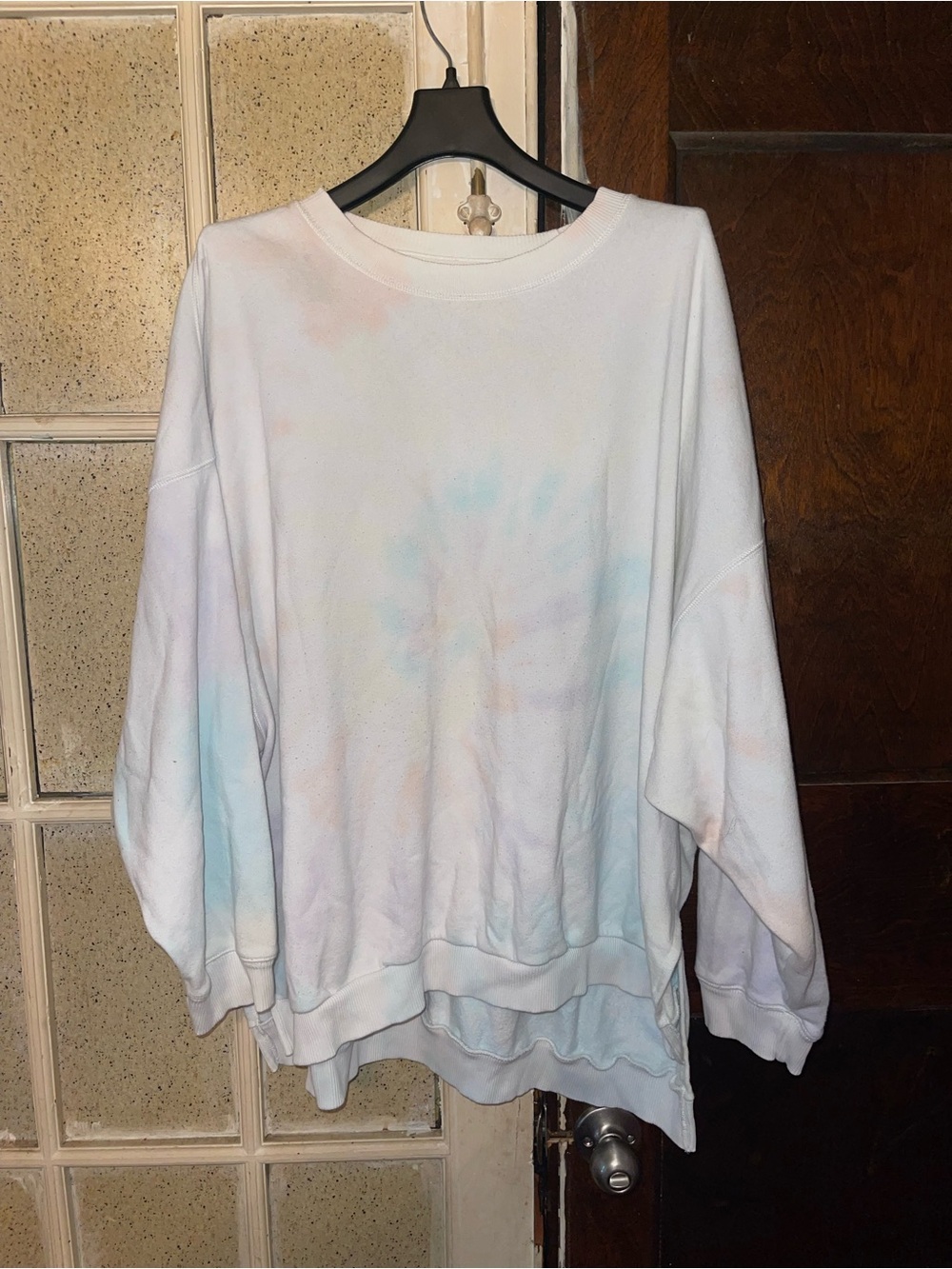 American Eagle Jegging Fit White Tie-Dye Relaxed Sweatshirt - Size XL